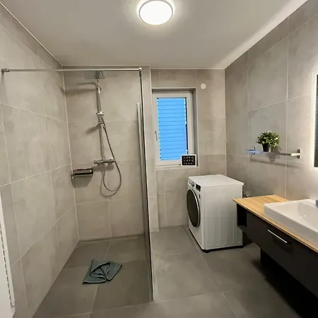 Mit Seeblick - Ossiacher Gerlitzen *